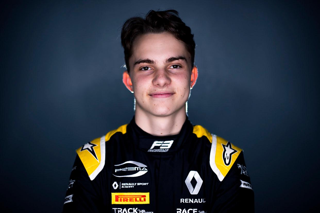 雷诺车队力克哈斯车队，皮亚斯特里统治全场