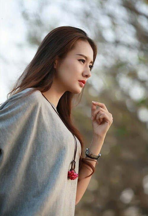 蓝鹰惊梦,维尼修斯准首秀点燃安菲尔德,红军鹰击震撼欧洲