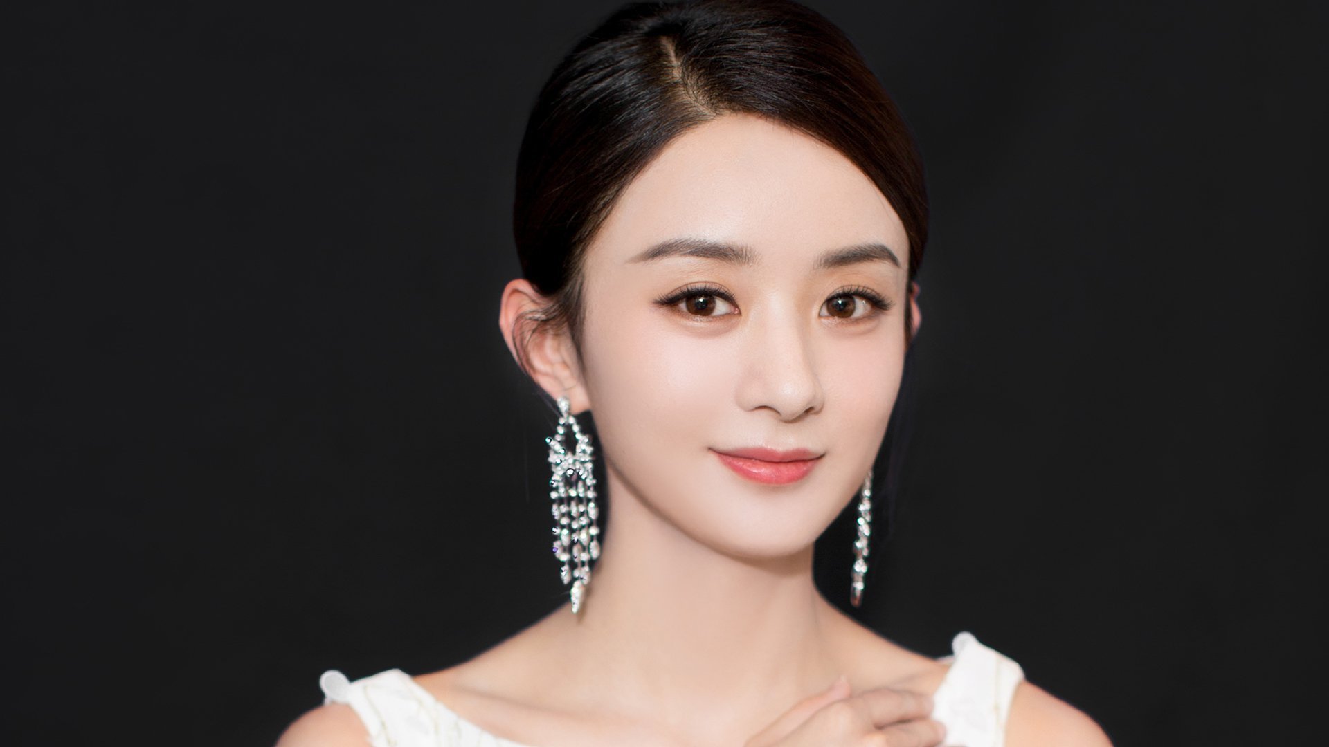 雷火电竞主播-黄金矿脉与黄沙荒原的碰撞，末轮生死战，迪亚斯点亮秘鲁复兴之火